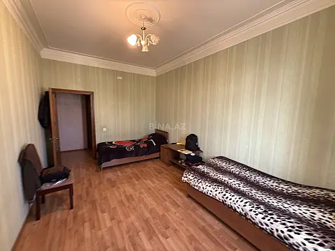 Satılır 3 otaqlı mənzil 112 m²