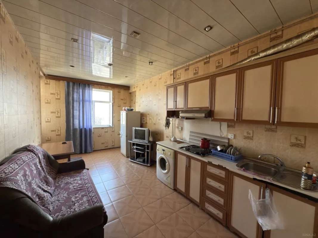 Satılır 3 otaqlı mənzil 112 m²