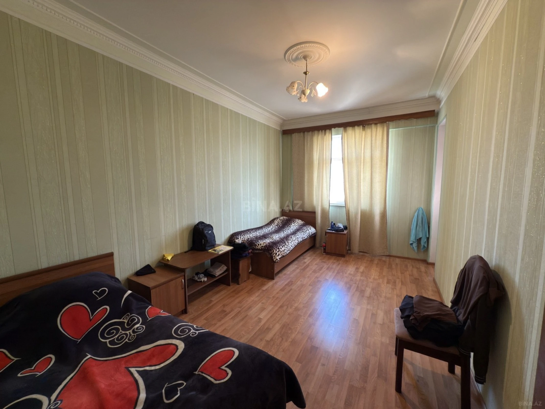Satılır 3 otaqlı mənzil 112 m²