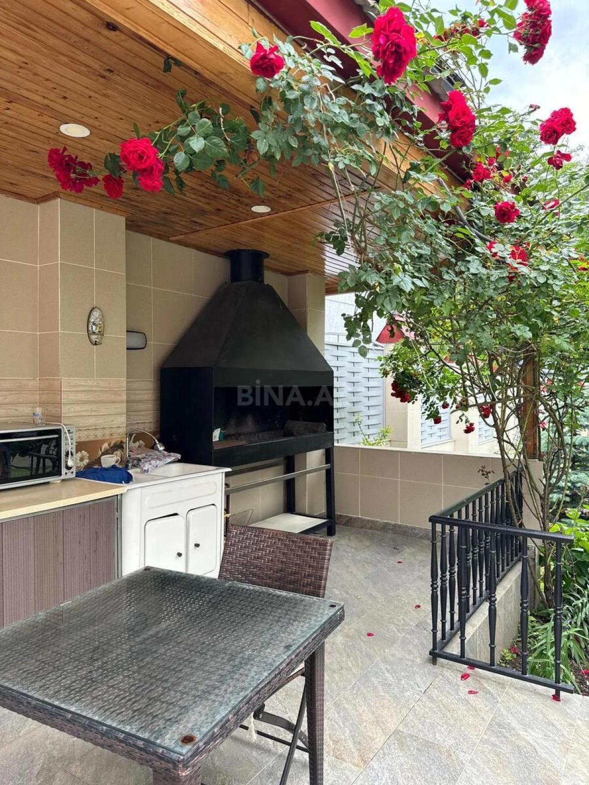 Satılır 4 otaqlı həyət evi 100 m²