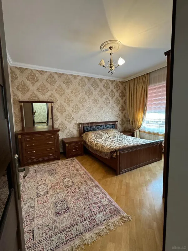 Satılır 4 otaqlı həyət evi 100 m²