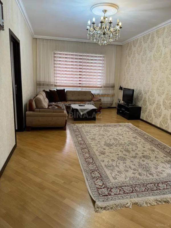 Satılır 4 otaqlı həyət evi 100 m²