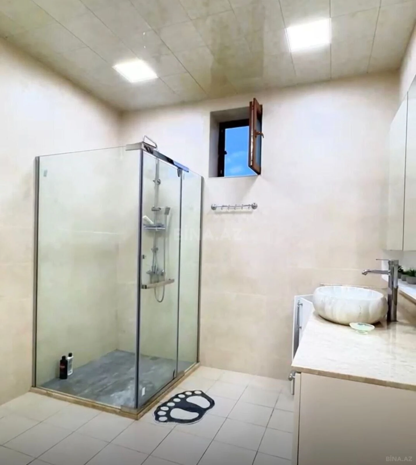 Satılır 4 otaqlı həyət evi 130 m²