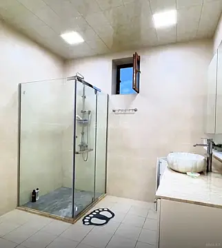 Satılır 4 otaqlı həyət evi 130 m²