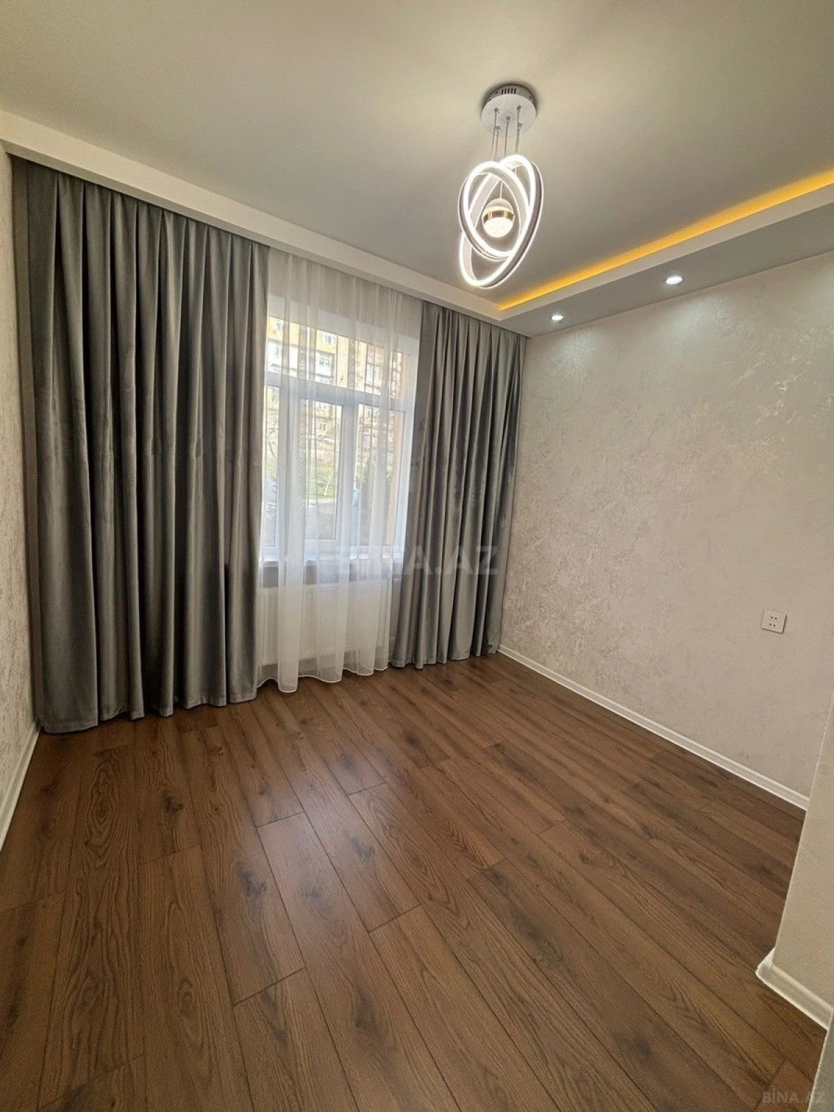 Satılır 3 otaqlı mənzil 65 m²