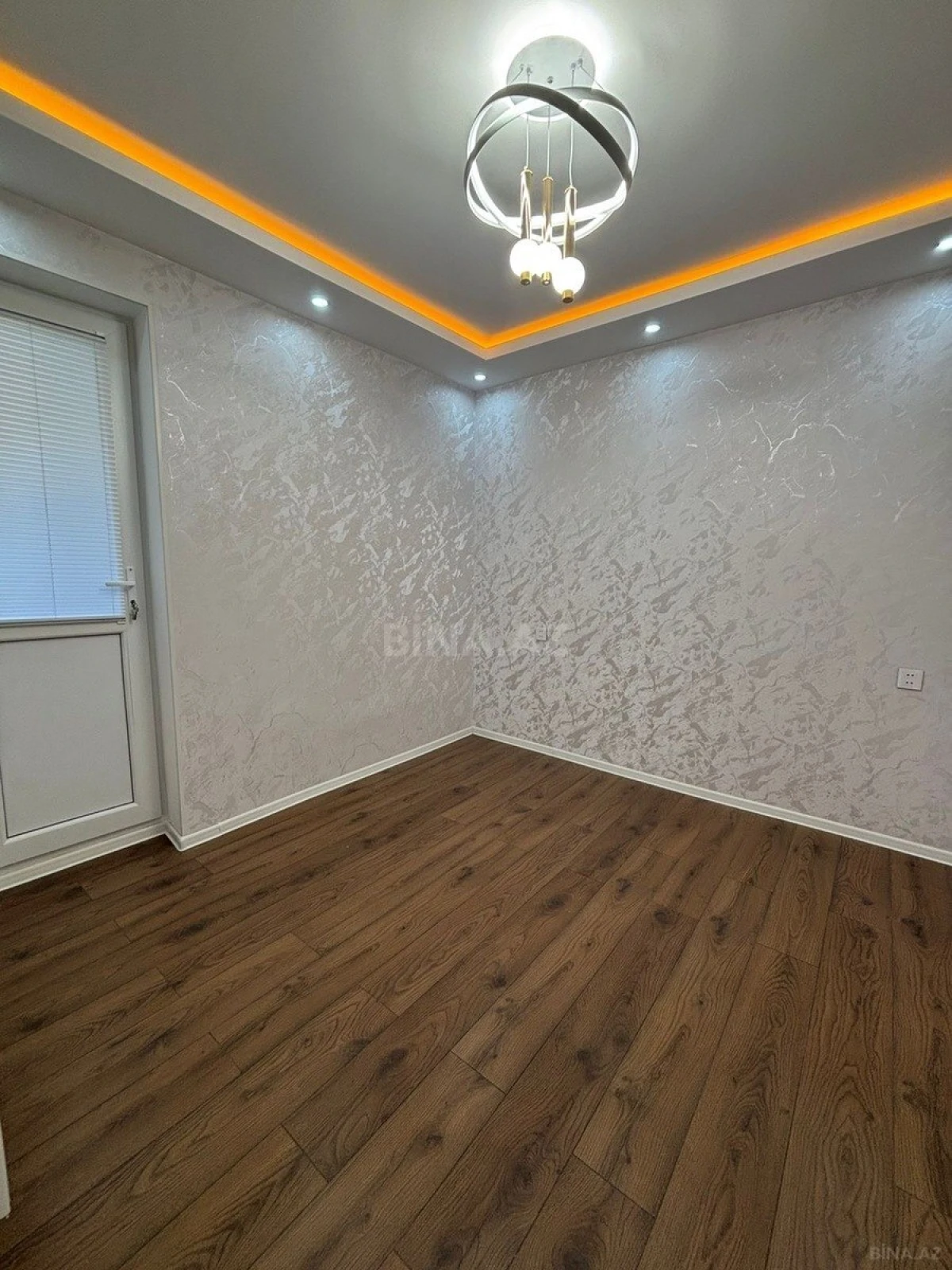 Satılır 3 otaqlı mənzil 65 m²