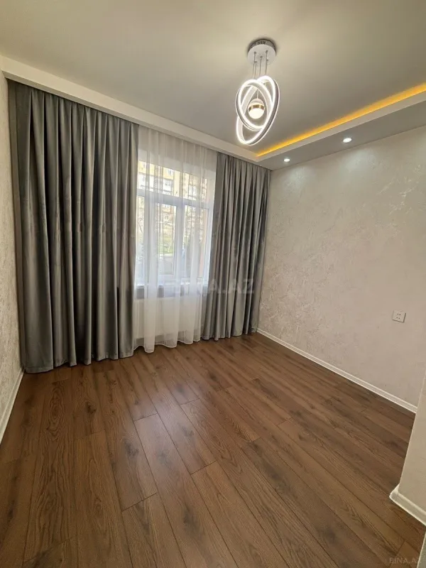 Satılır 3 otaqlı mənzil 65 m²