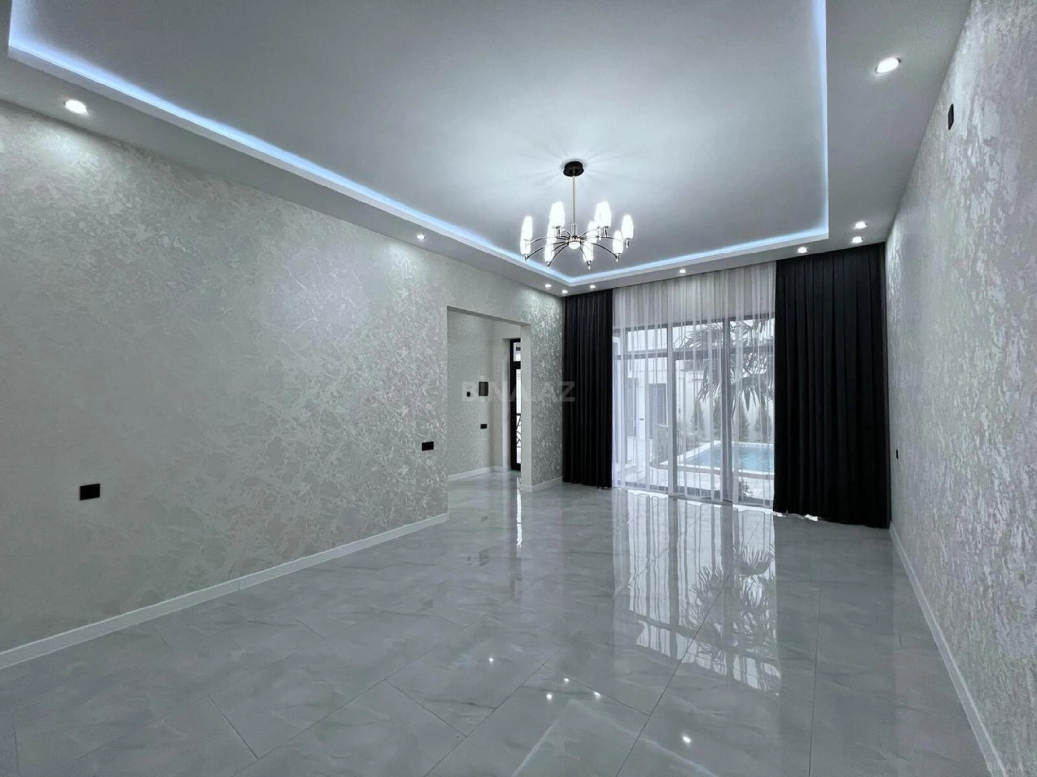 Satılır 4 otaqlı həyət evi 160 m²