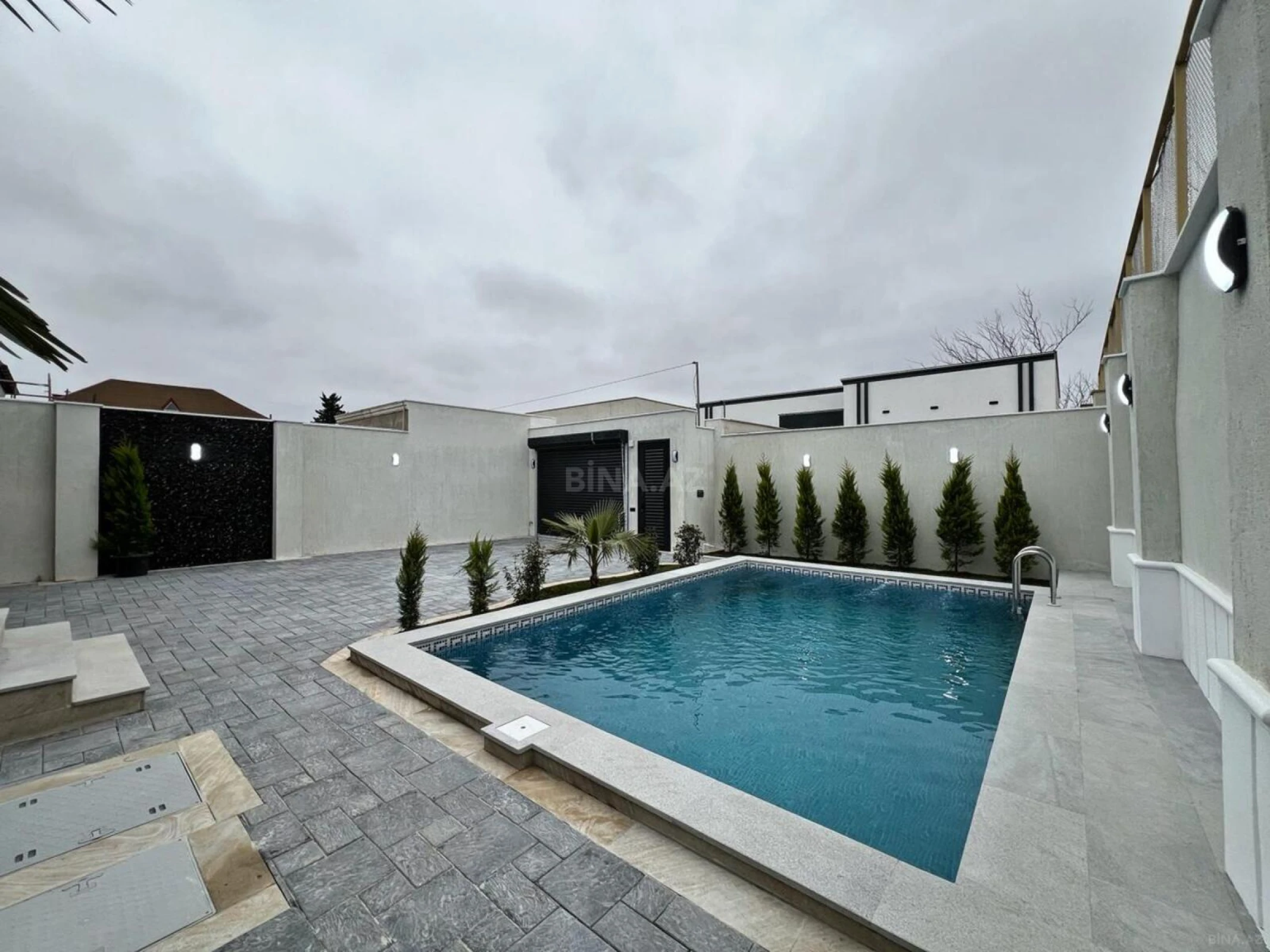 Satılır 4 otaqlı həyət evi 160 m²