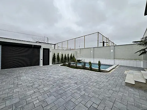 Satılır 4 otaqlı həyət evi 160 m²