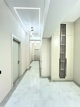 Satılır 4 otaqlı mənzil 160 m²