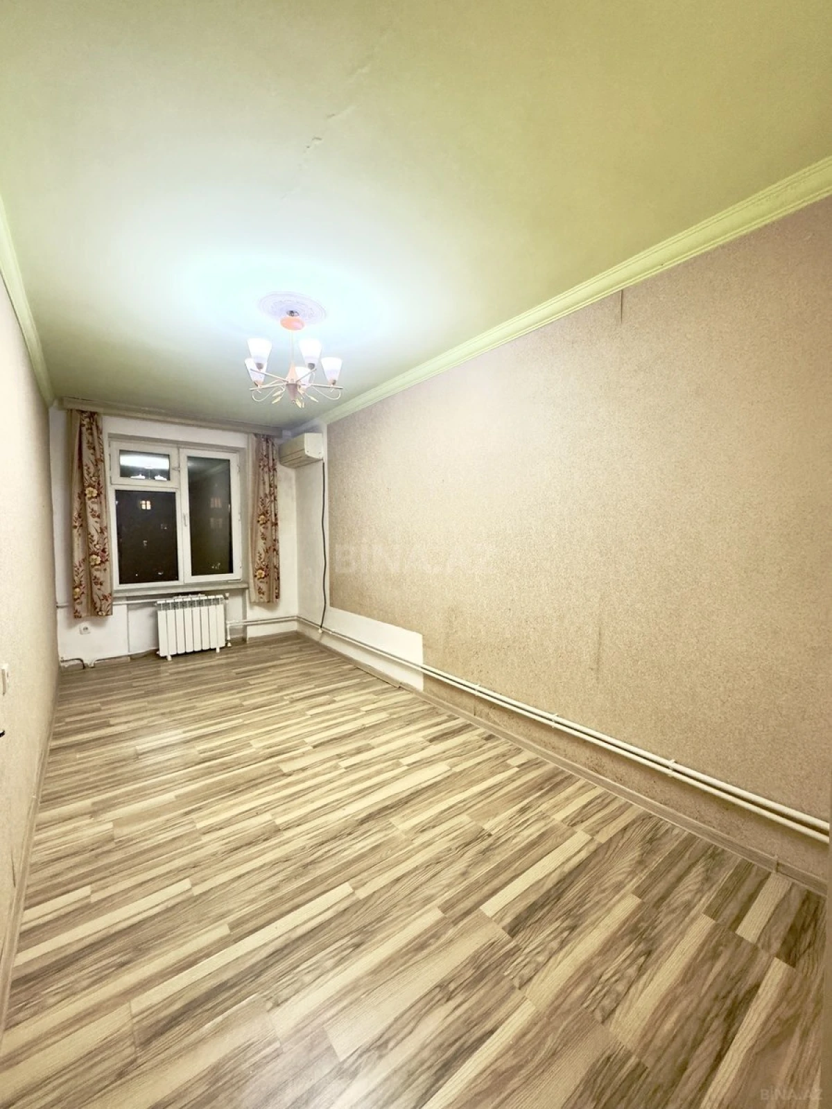 Satılır 2 otaqlı mənzil 55 m²