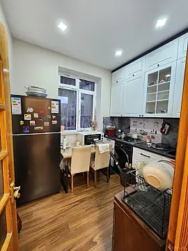 Satılır 2 otaqlı mənzil 70 m²