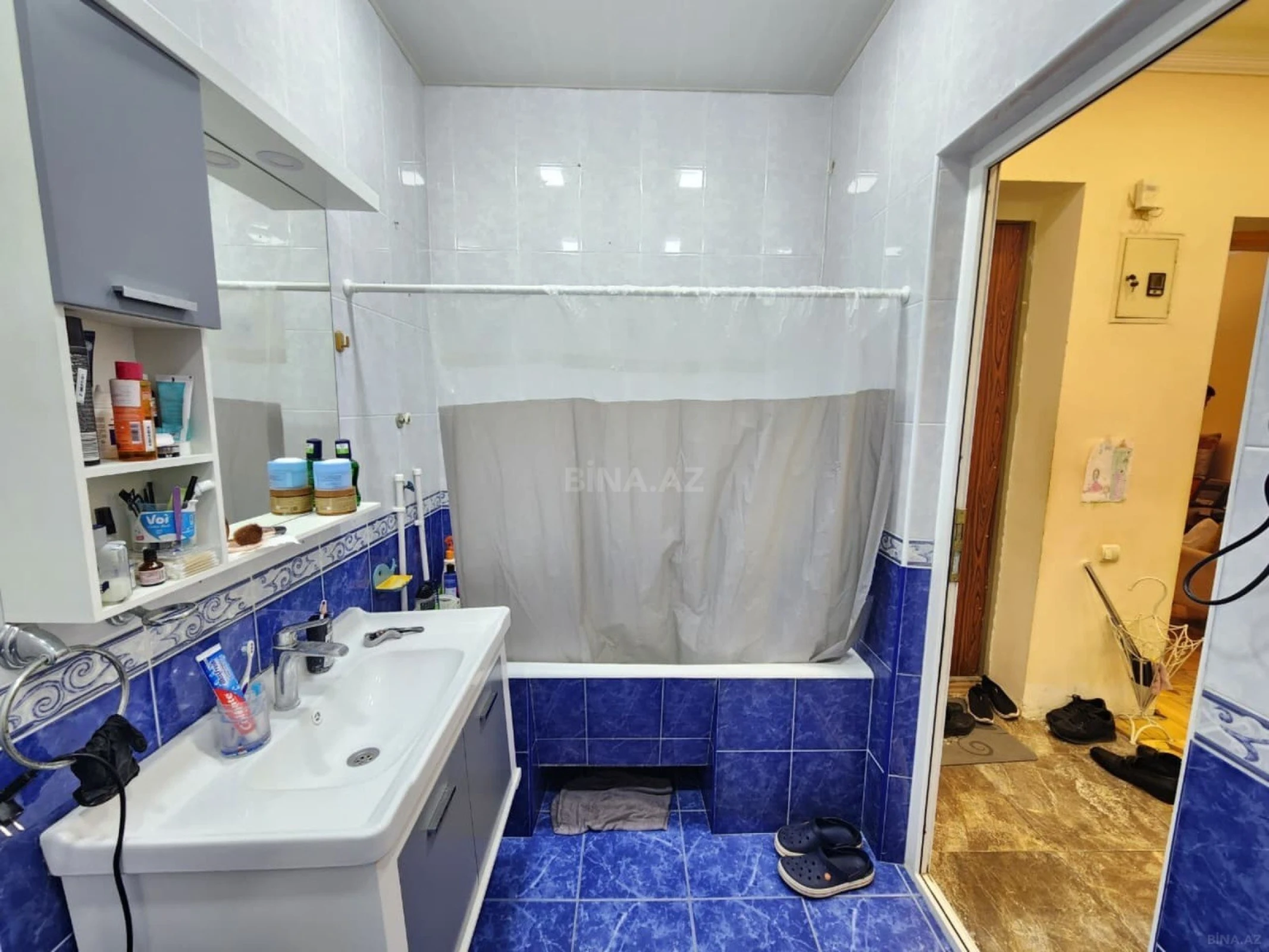 Satılır 2 otaqlı mənzil 70 m²