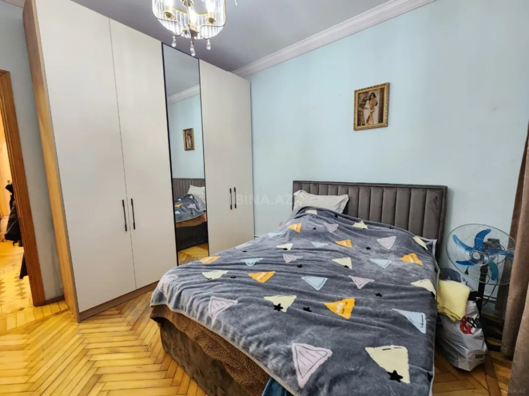 Satılır 2 otaqlı mənzil 70 m²