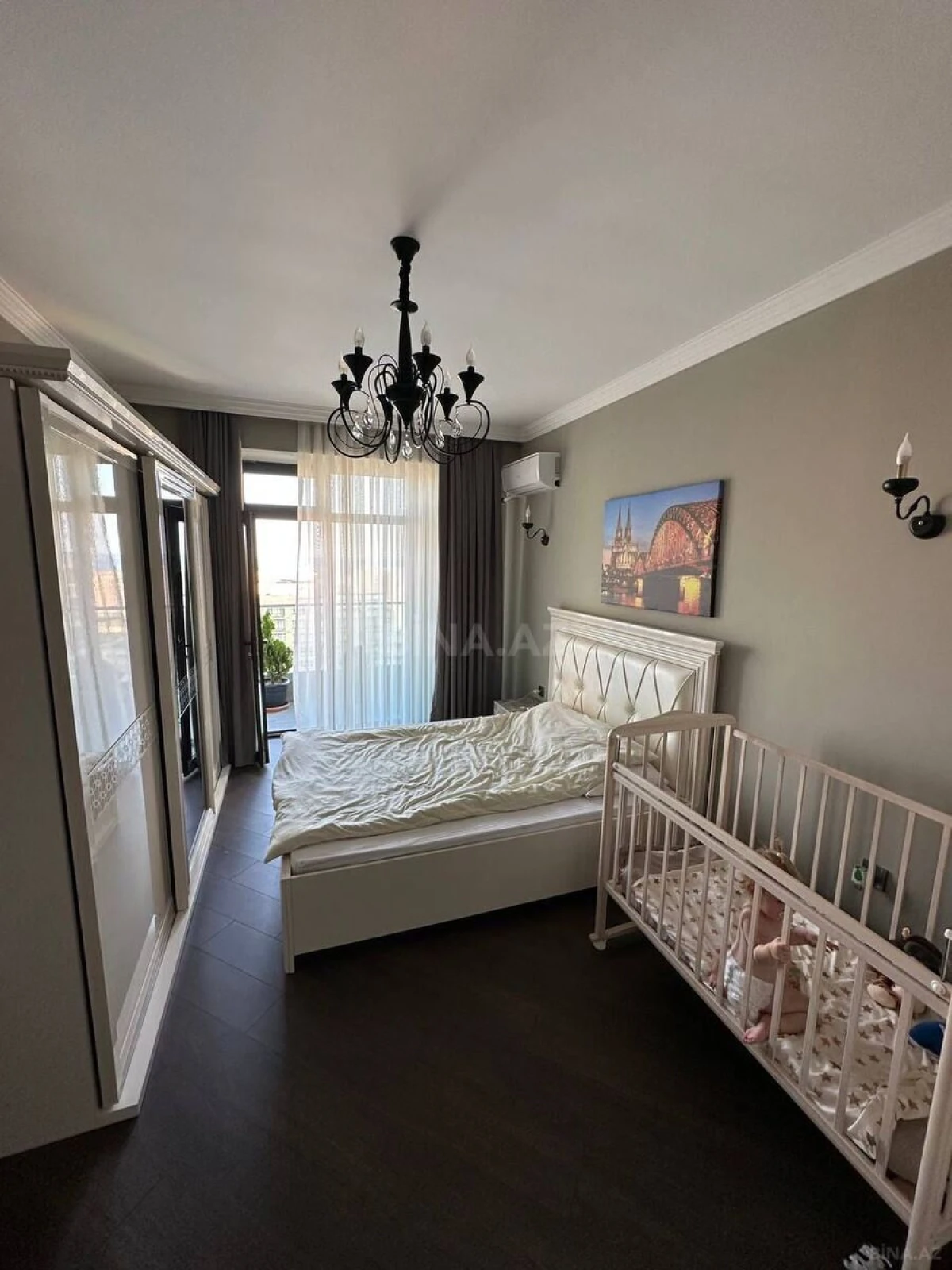 Kirayə verilir 3 otaqlı mənzil 120 m²