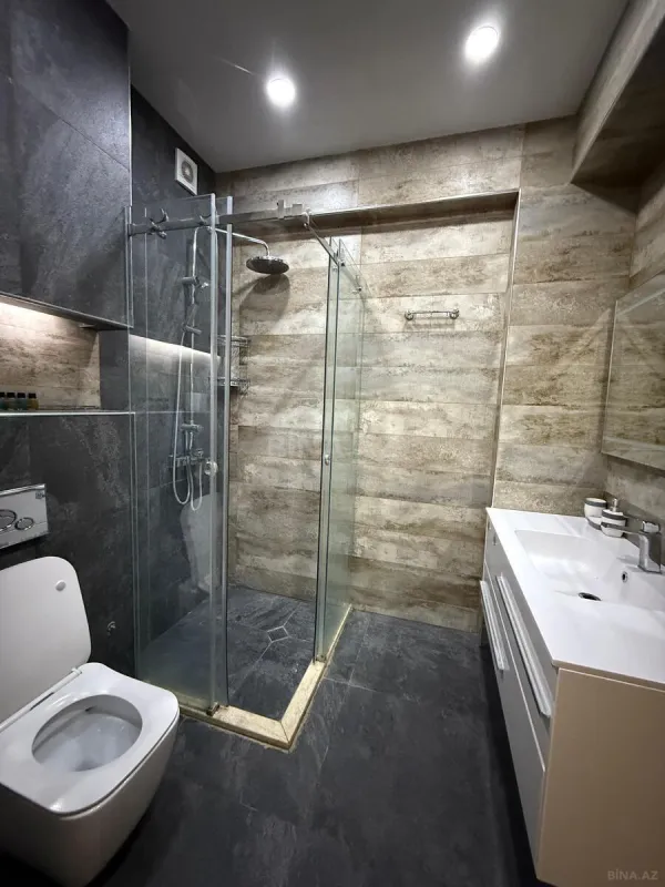 Kirayə verilir 3 otaqlı mənzil 125 m²