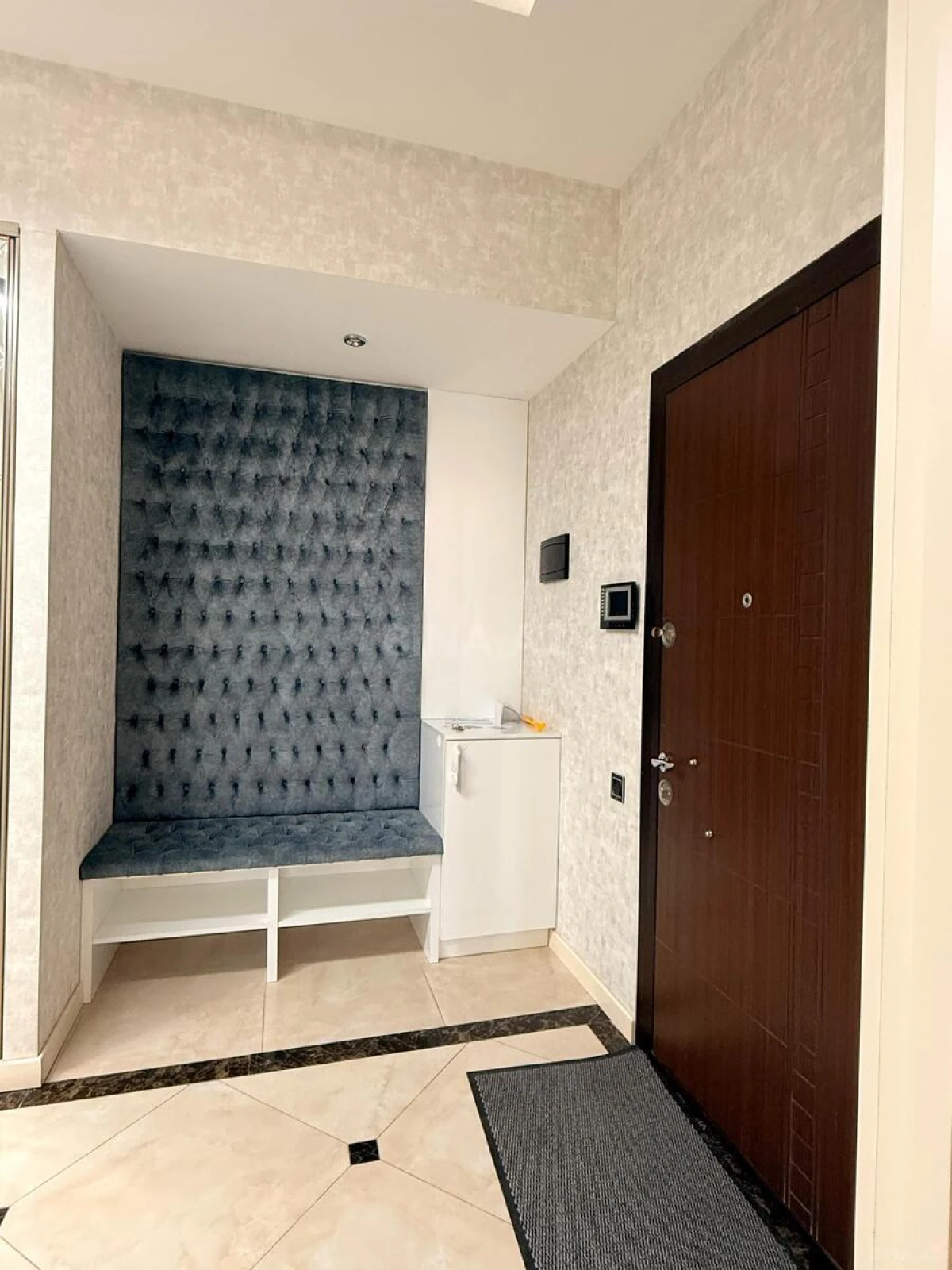 Kirayə verilir 3 otaqlı mənzil 125 m²