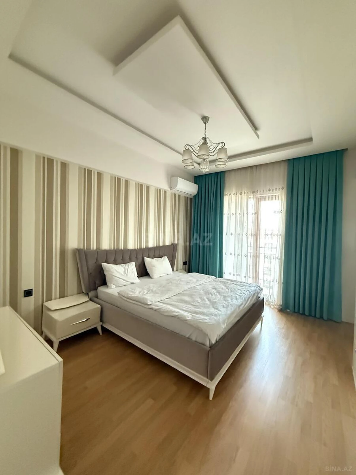 Kirayə verilir 3 otaqlı mənzil 125 m²