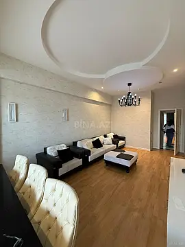 Kirayə verilir 3 otaqlı mənzil 125 m²