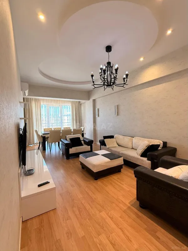 Kirayə verilir 3 otaqlı mənzil 125 m²
