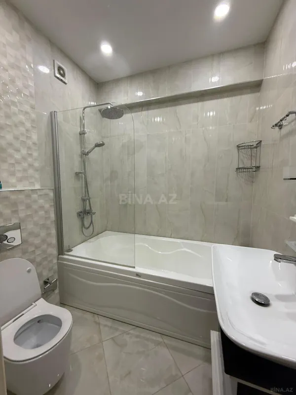 Kirayə verilir 3 otaqlı mənzil 125 m²