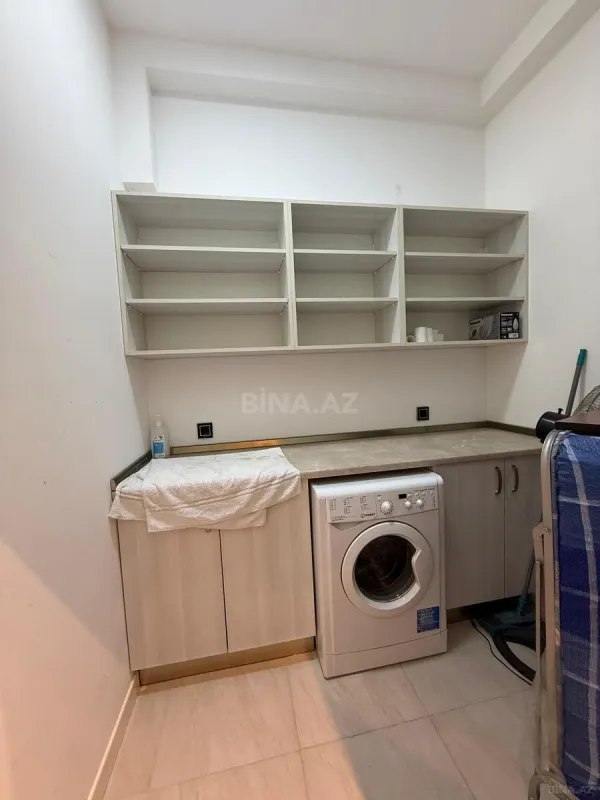 Kirayə verilir 3 otaqlı mənzil 125 m²