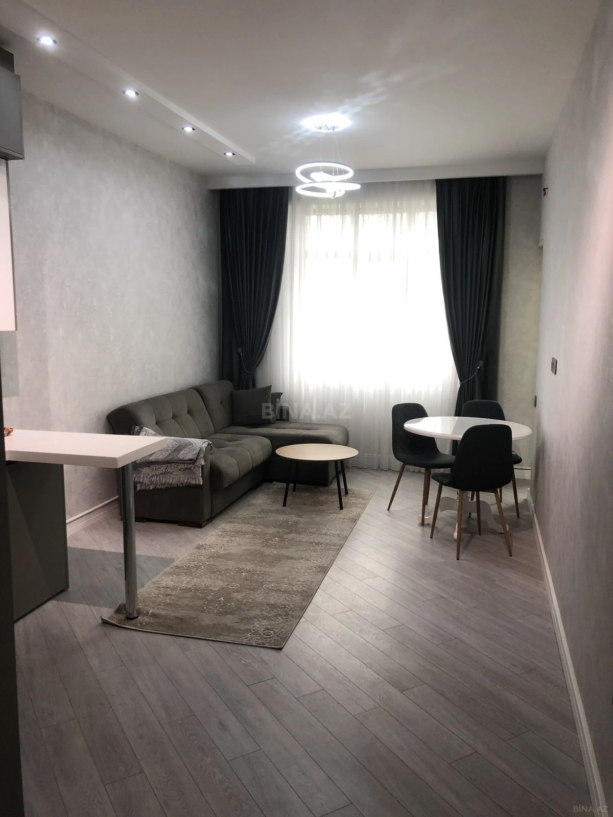 Kirayə verilir 2 otaqlı mənzil 55 m²