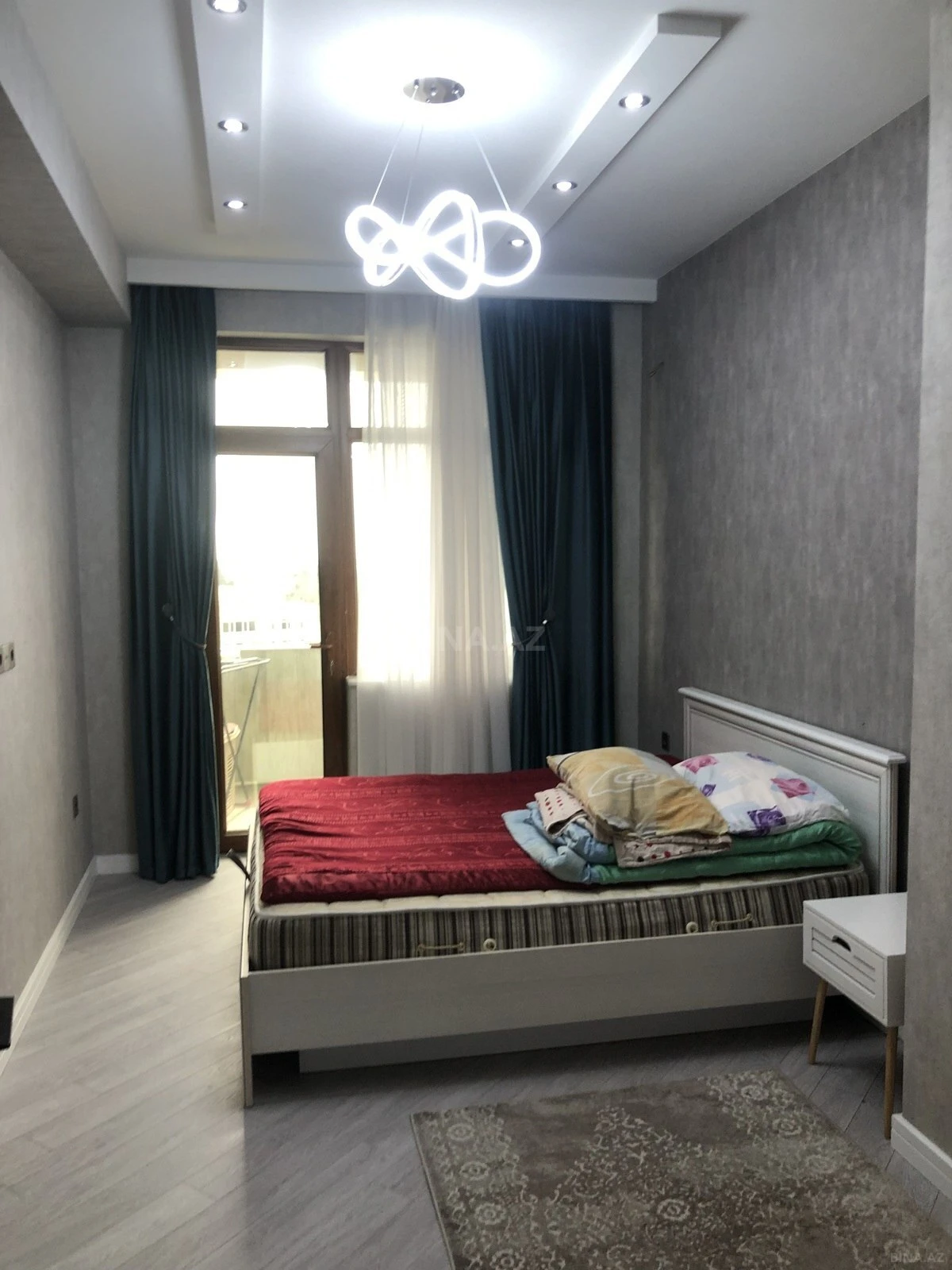 Kirayə verilir 2 otaqlı mənzil 55 m²