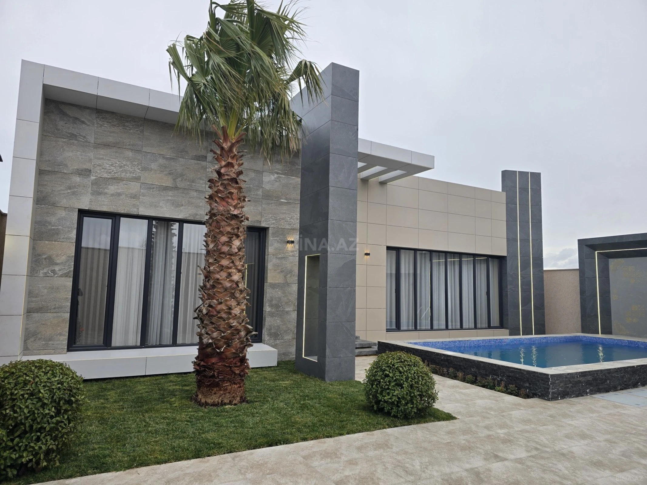 Satılır 4 otaqlı həyət evi 160 m²