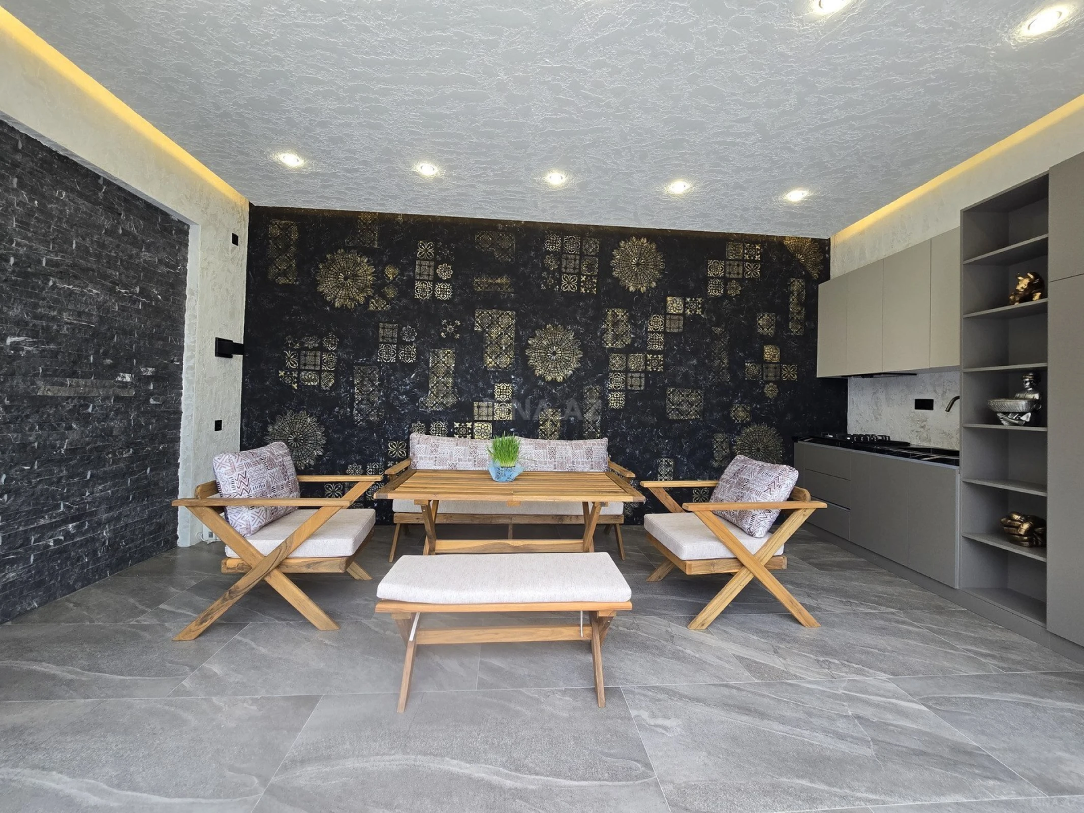 Satılır 4 otaqlı həyət evi 160 m²