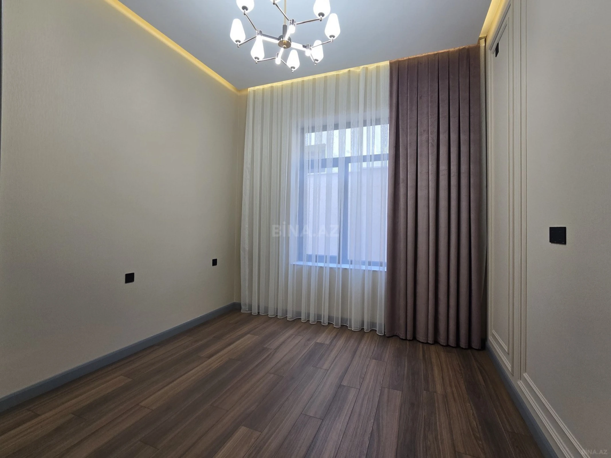 Satılır 4 otaqlı həyət evi 160 m²