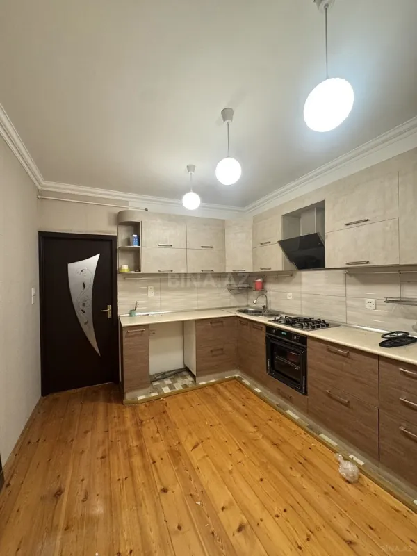 Kirayə verilir 2 otaqlı mənzil 65 m²