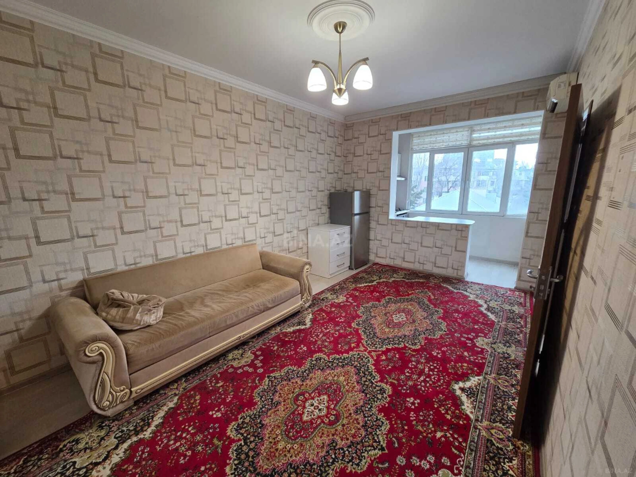 Kirayə verilir 2 otaqlı mənzil 35 m²