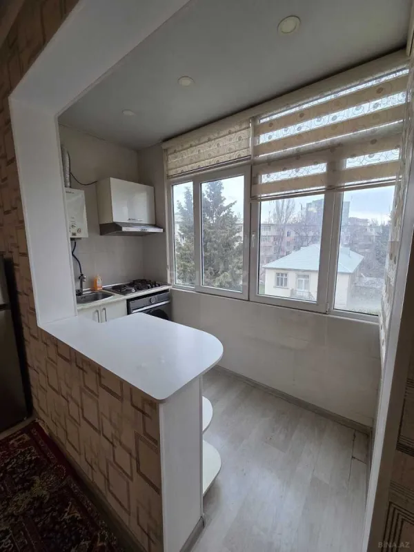 Kirayə verilir 2 otaqlı mənzil 35 m²