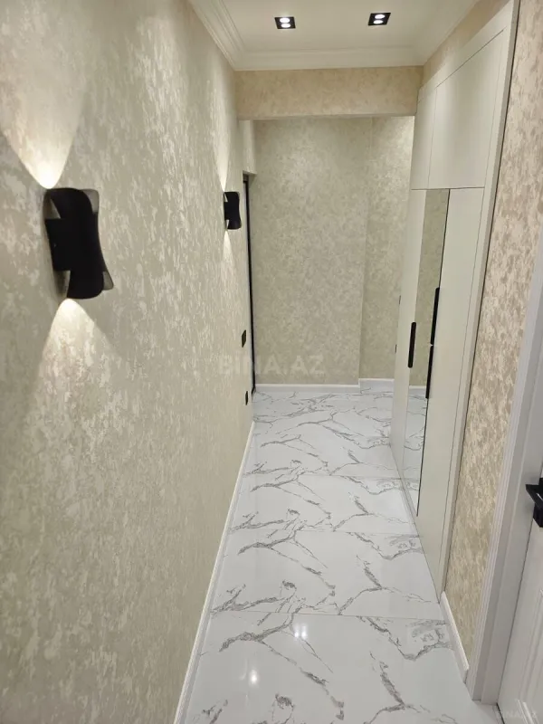 Satılır 2 otaqlı mənzil 60 m²