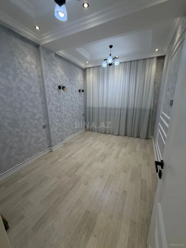 Satılır 3 otaqlı mənzil 83 m²