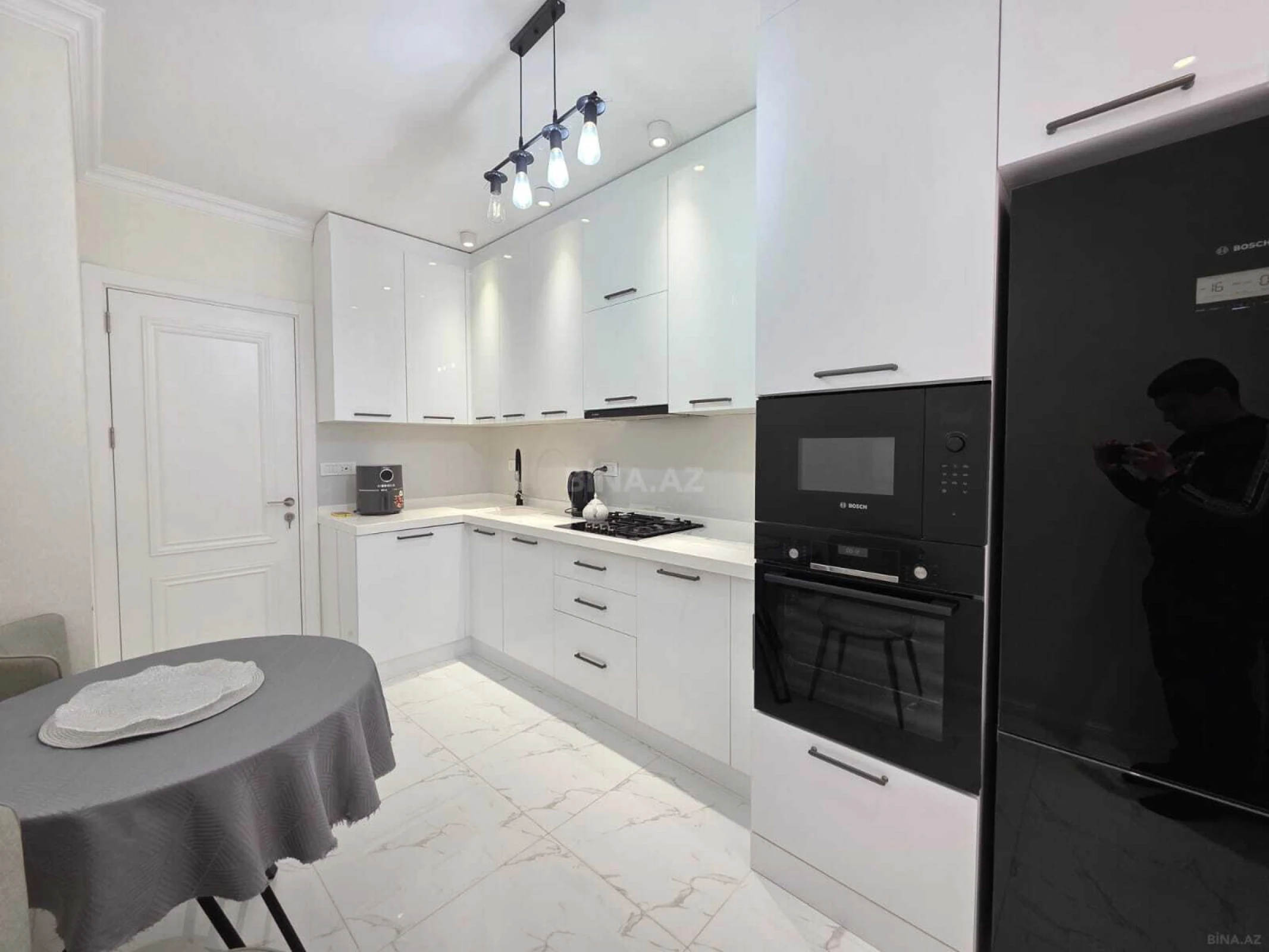 Satılır 3 otaqlı mənzil 96 m²