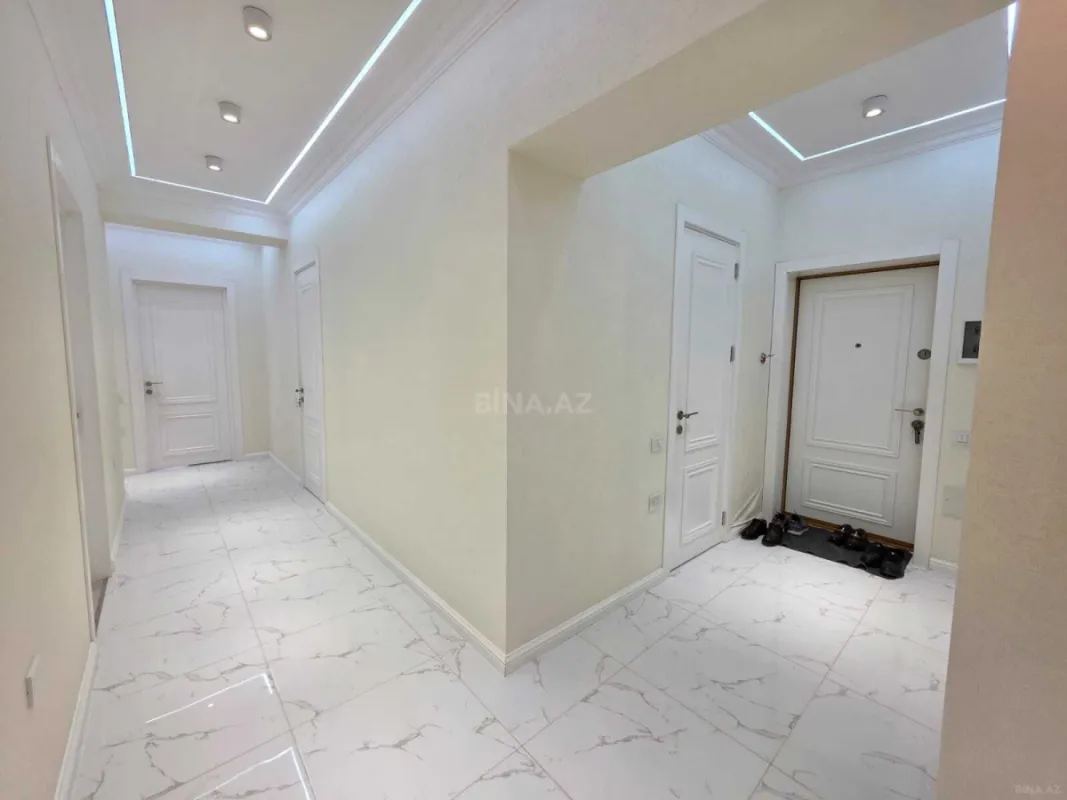Satılır 3 otaqlı mənzil 96 m²
