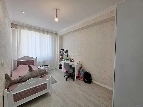 Satılır 3 otaqlı mənzil 96 m²