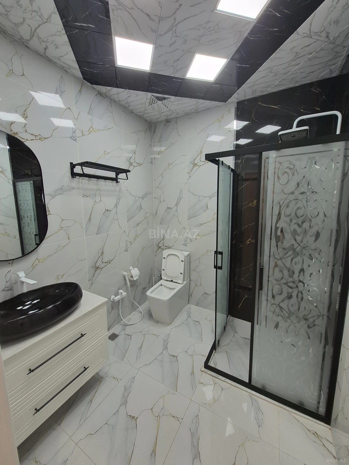 Kirayə verilir 6 otaqlı həyət evi 250 m²