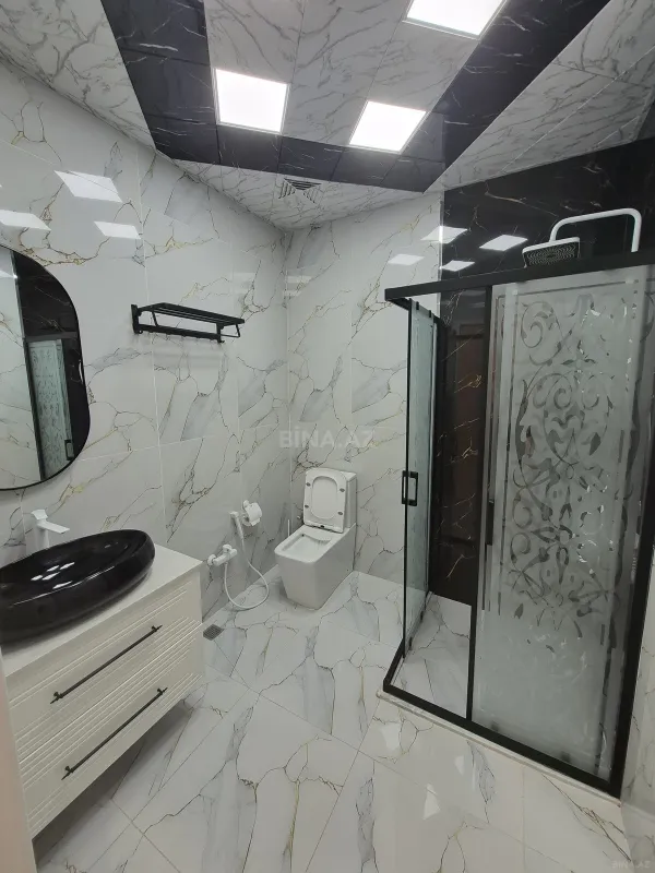 Kirayə verilir 6 otaqlı həyət evi 250 m²