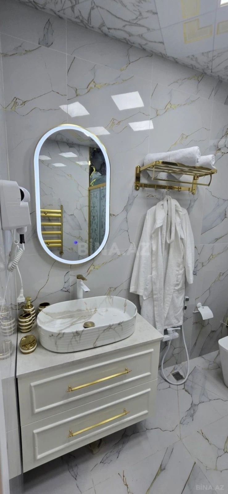 Kirayə verilir 6 otaqlı həyət evi 250 m²