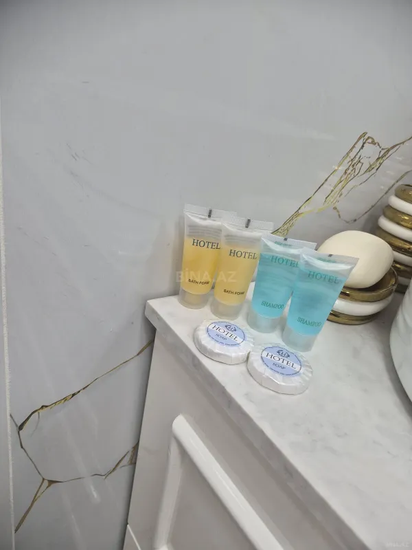 Kirayə verilir 6 otaqlı həyət evi 250 m²