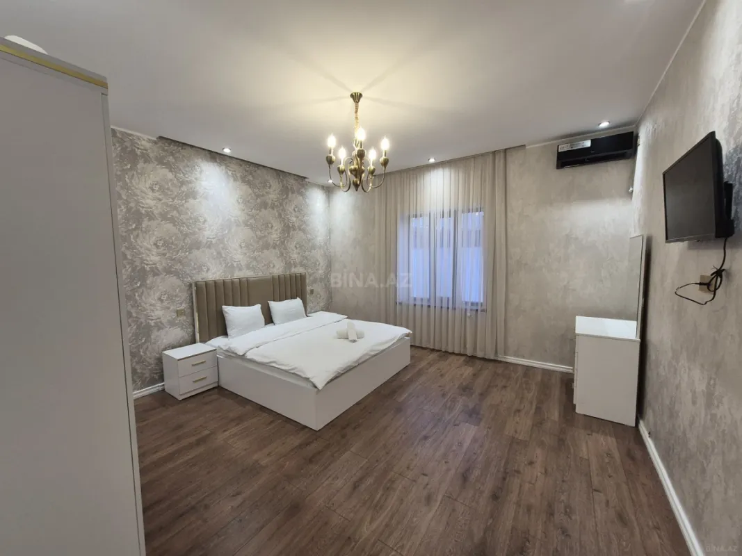 Kirayə verilir 6 otaqlı həyət evi 250 m²