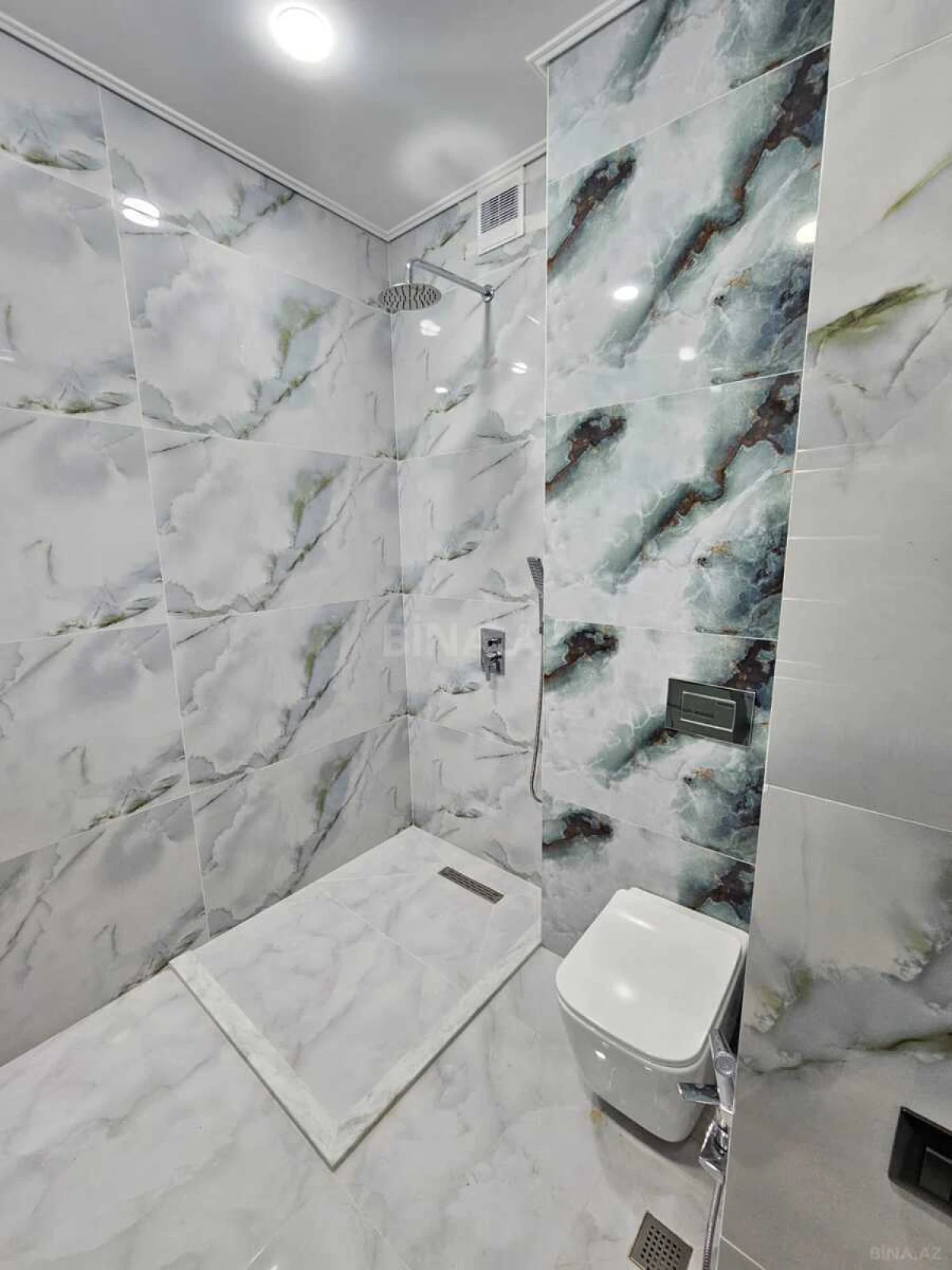 Satılır 3 otaqlı mənzil 80 m²