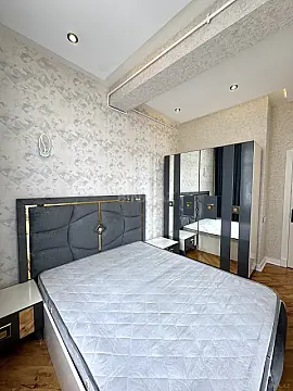 Satılır 2 otaqlı mənzil 53 m²