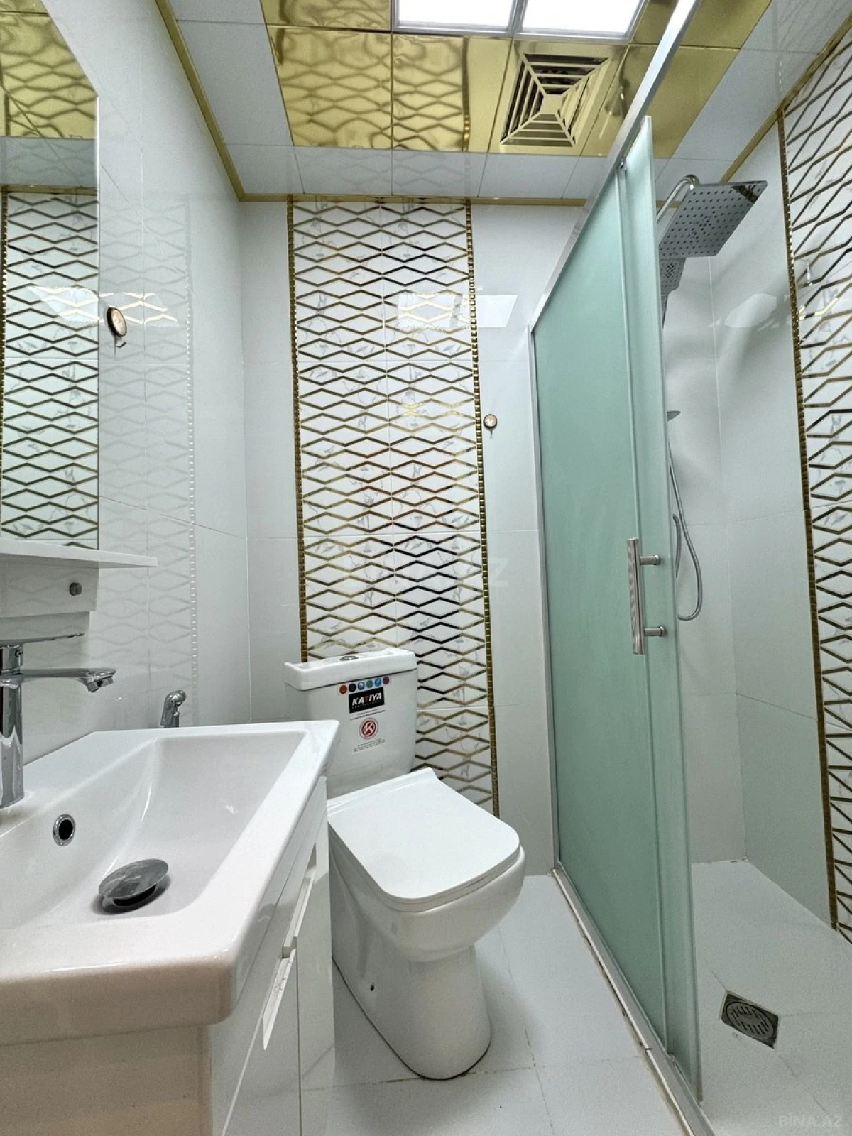 Satılır 2 otaqlı mənzil 53 m²