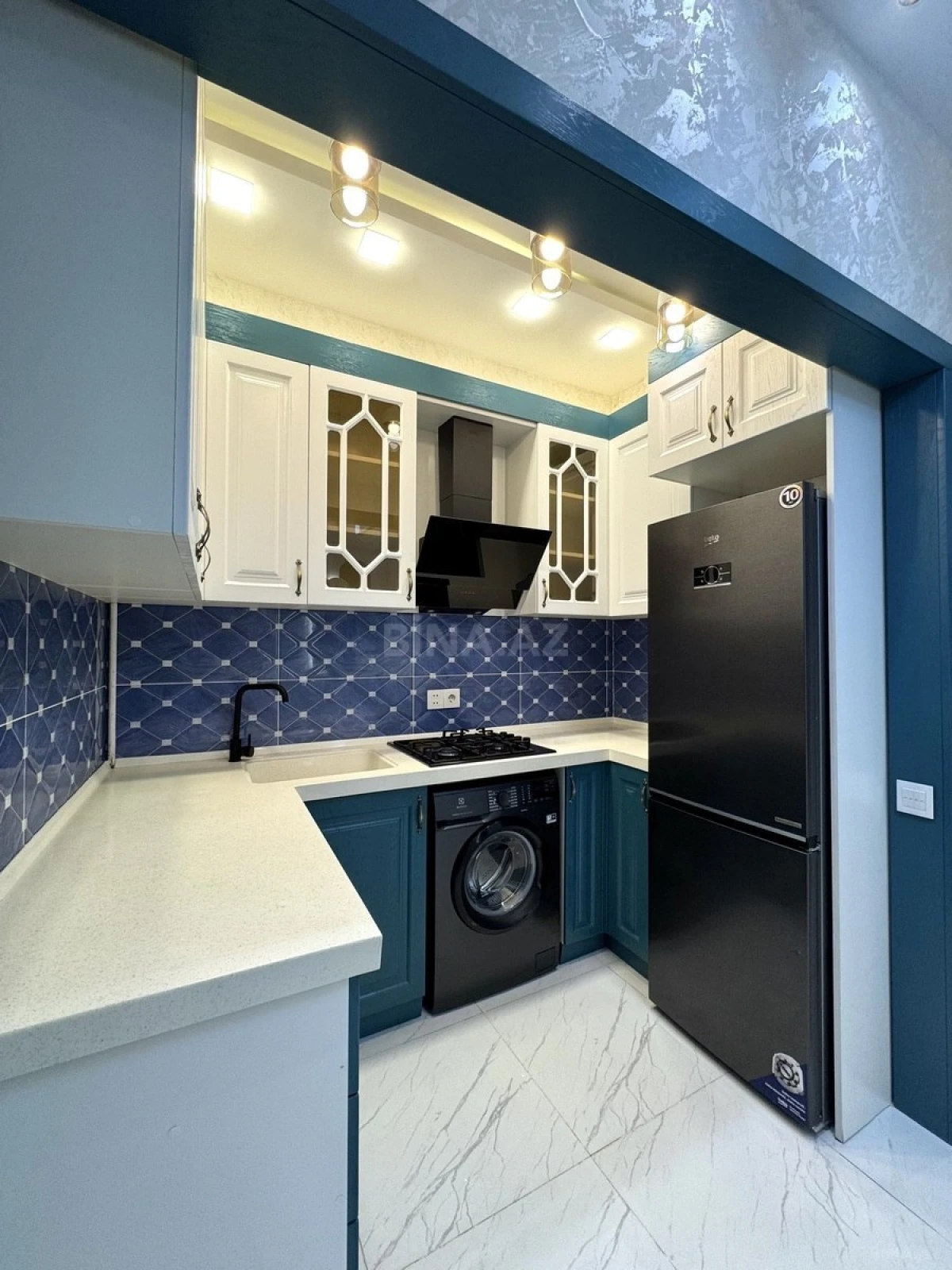 Satılır 2 otaqlı mənzil 53 m²