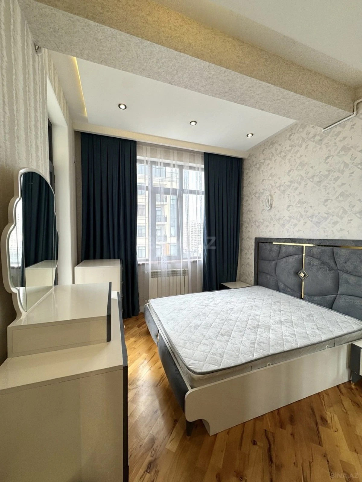 Satılır 2 otaqlı mənzil 53 m²